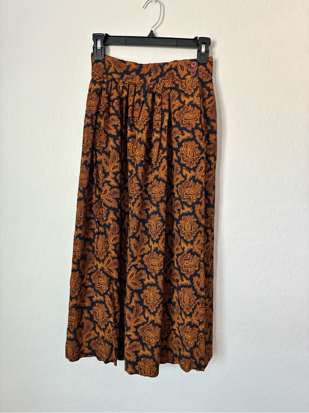 01 Vintage Jones New York Paisley Rayon Midi Skirt Size 6